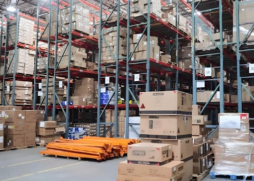 每個(gè)沃爾瑪倉庫